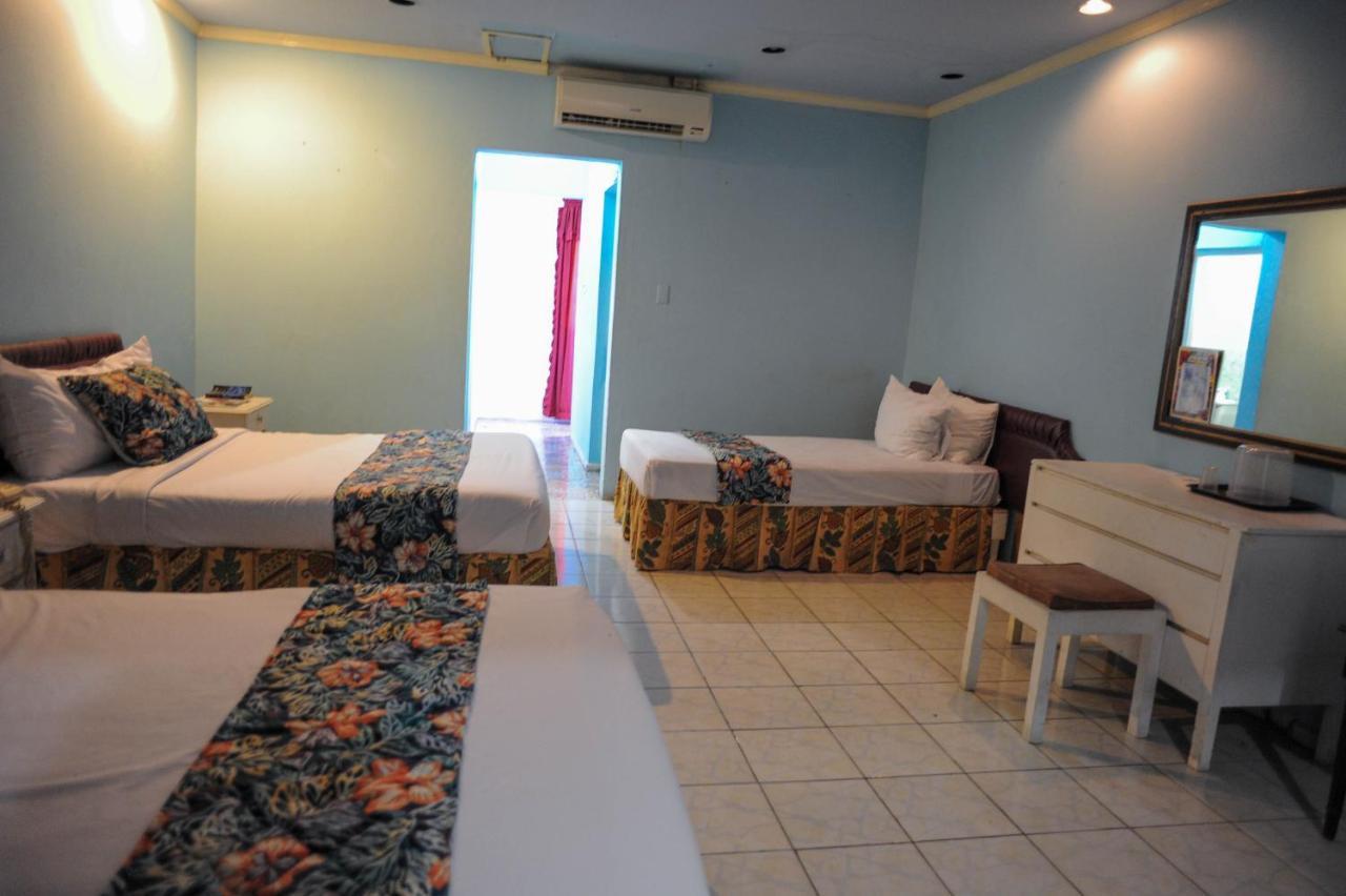 Glorianna Hotel Montego Bay Exterior foto